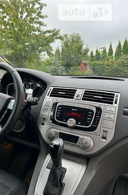 Внедорожник / Кроссовер Ford Kuga 2011 в 