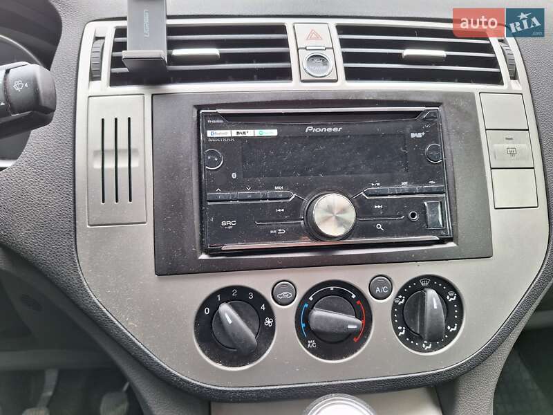 Позашляховик / Кросовер Ford Kuga 2011 в Шептицькому