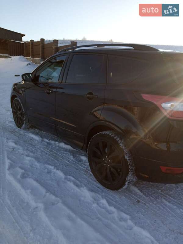 Внедорожник / Кроссовер Ford Kuga 2018 в Турке