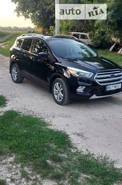 Позашляховик / Кросовер Ford Kuga 2017 в Крижополі