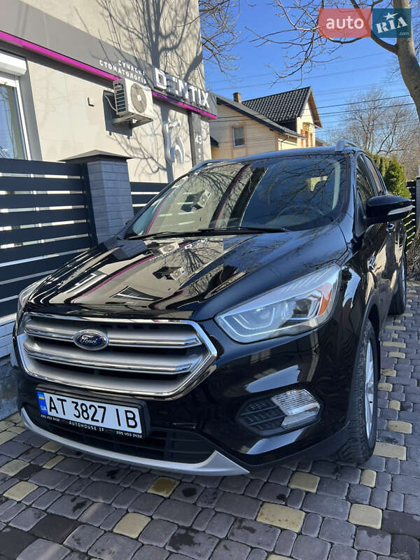 Ford Kuga 2017