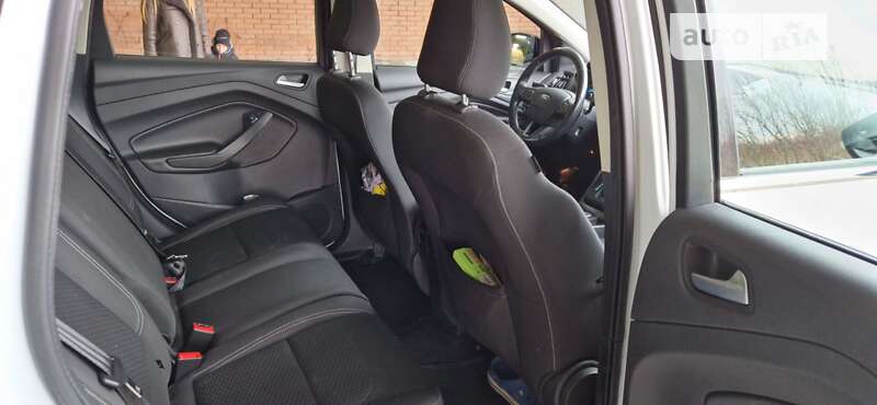 Позашляховик / Кросовер Ford Kuga 2017 в Львові фото 19 Позашляховик / Кросовер Ford Kuga 2017 в Львові