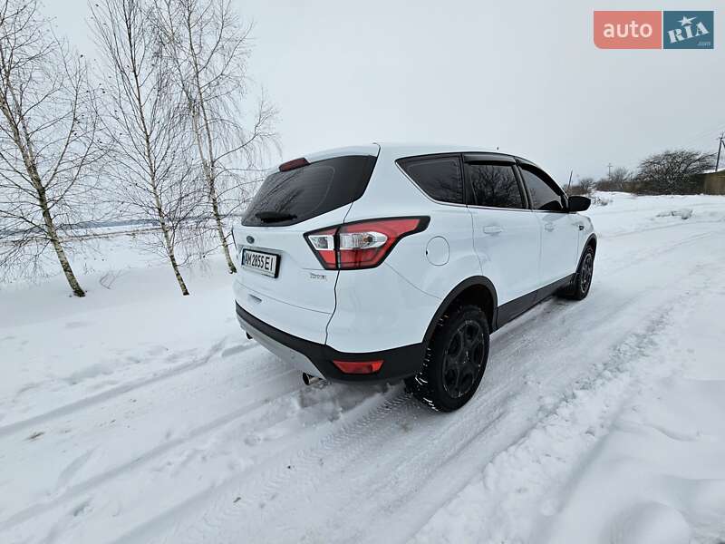 Позашляховик / Кросовер Ford Kuga 2019 в Овручі
