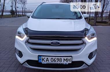 Позашляховик / Кросовер Ford Kuga 2019 в Києві