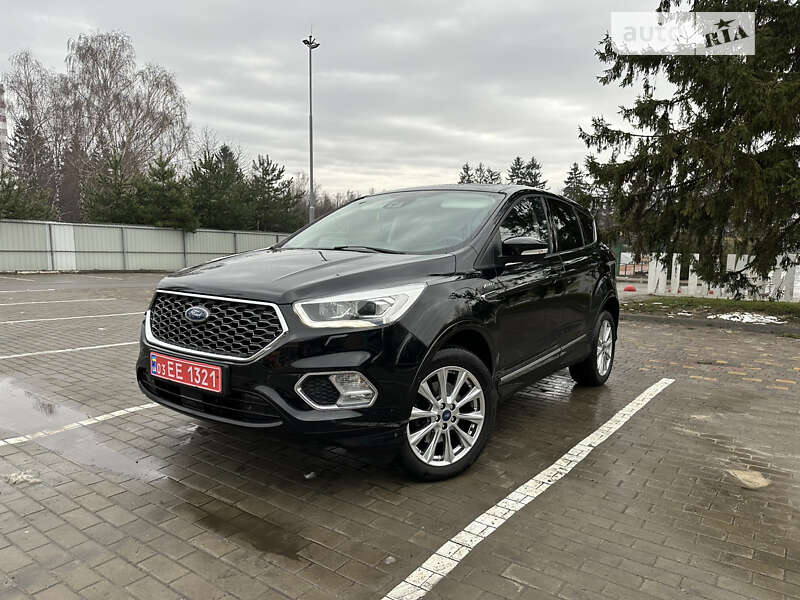 Позашляховик / Кросовер Ford Kuga 2018 в Луцьку