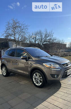 Внедорожник / Кроссовер Ford Kuga 2012 в Чернигове