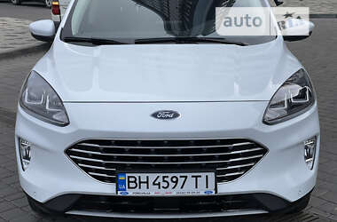 Позашляховик / Кросовер Ford Kuga 2021 в Одесі