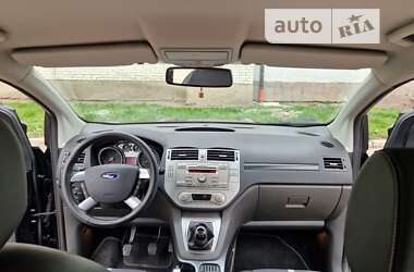 Внедорожник / Кроссовер Ford Kuga 2011 в Городке