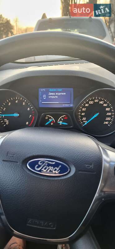 Внедорожник / Кроссовер Ford Kuga 2013 в Киеве