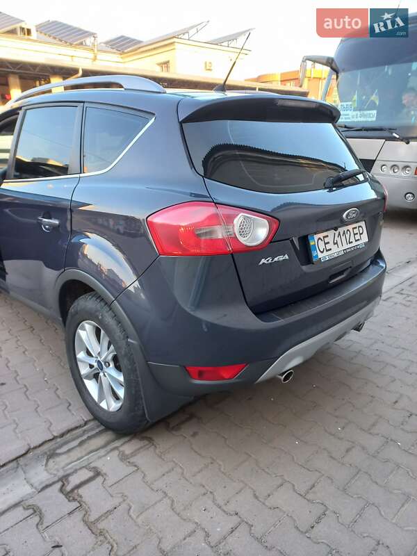 Внедорожник / Кроссовер Ford Kuga 2012 в Черновцах