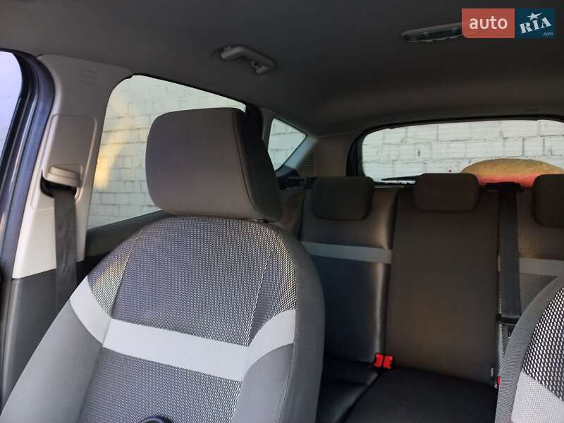 Внедорожник / Кроссовер Ford Kuga 2012 в Черновцах