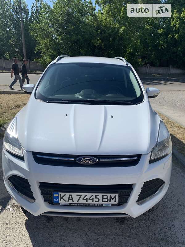 Внедорожник / Кроссовер Ford Kuga 2015 в Кременчуге