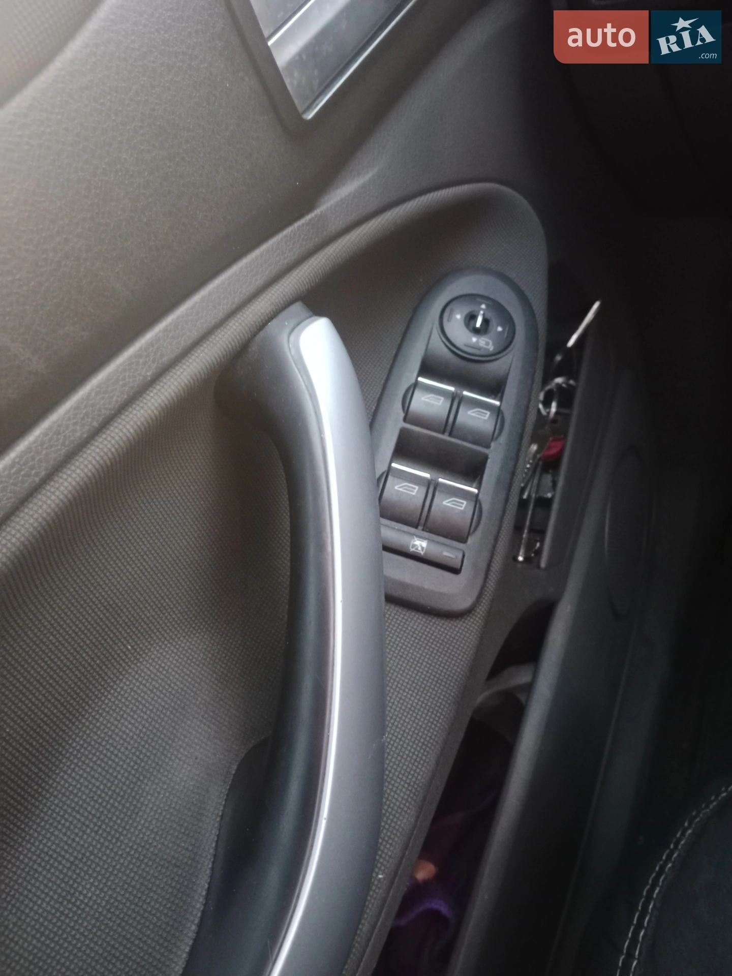2011 Ford Kuga - мініатюра 4