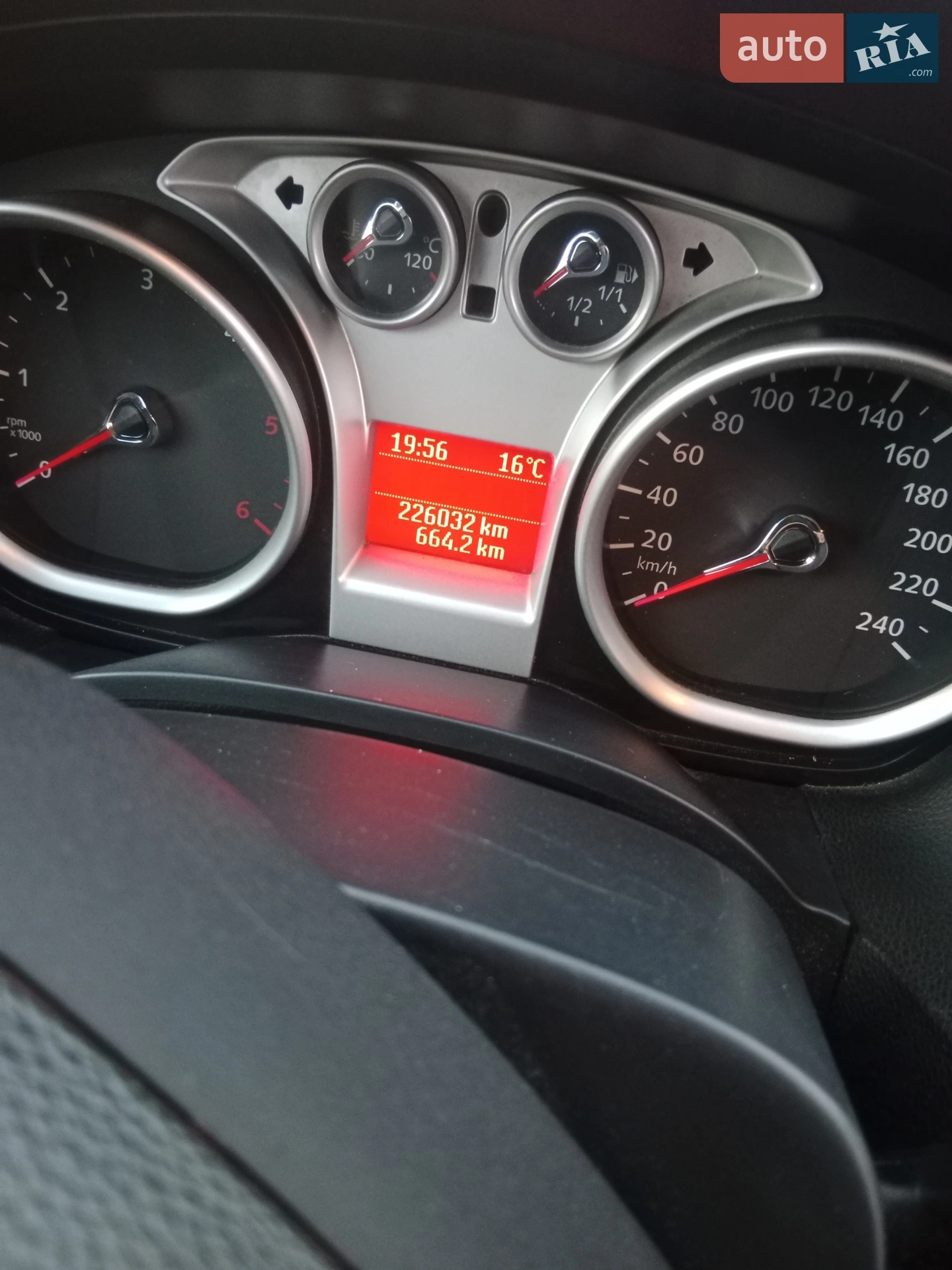 Ford Kuga 2011 VIN WF0RXXGCDRBD23538 фото оголошення 3 з 10