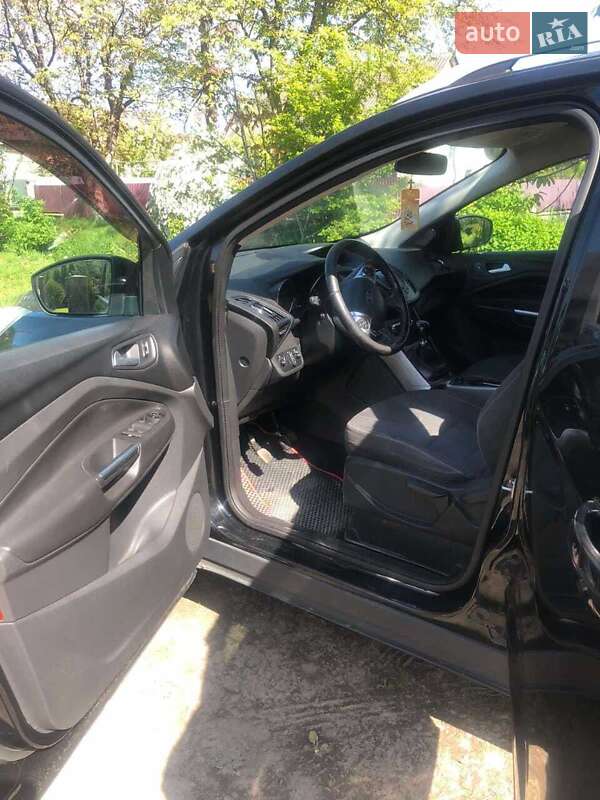 Внедорожник / Кроссовер Ford Kuga 2013 в Ужгороде фото 9 Внедорожник / Кроссовер Ford Kuga 2013 в Ужгороде