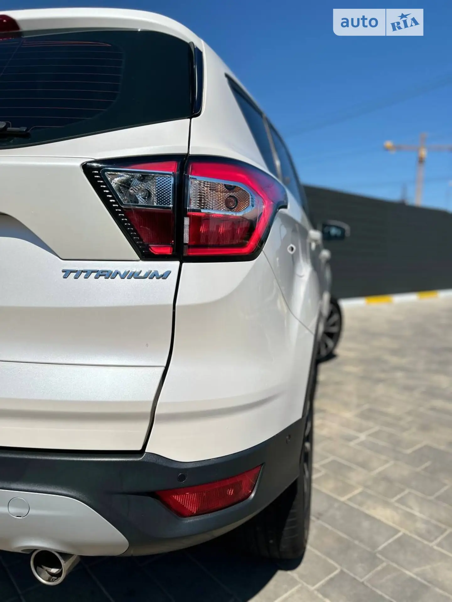 2017 Ford Kuga - фото 1