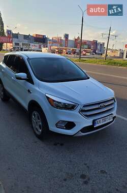 Ford Kuga 2016