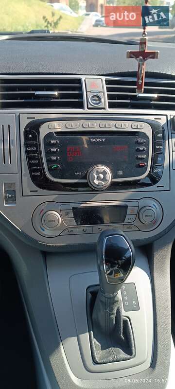 Внедорожник / Кроссовер Ford Kuga 2010 в Киеве