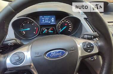 Позашляховик / Кросовер Ford Kuga 2013 в Дніпрі