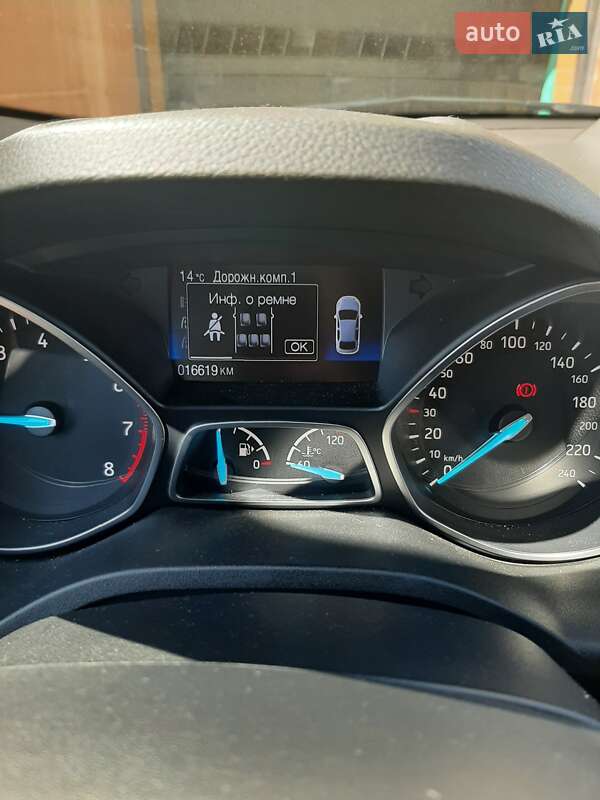 Внедорожник / Кроссовер Ford Kuga 2017 в Полтаве