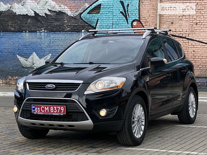 Внедорожник / Кроссовер Ford Kuga 2010 в Луцке