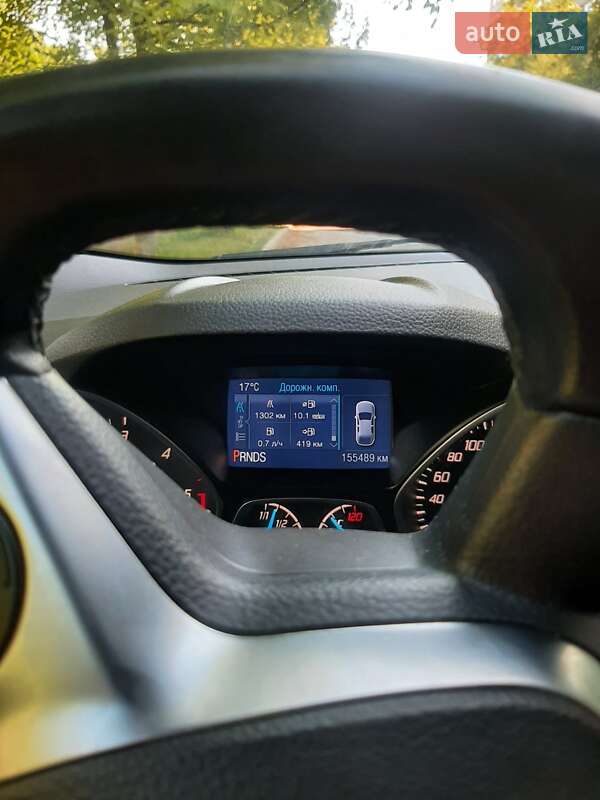 Внедорожник / Кроссовер Ford Kuga 2015 в Хмельницком
