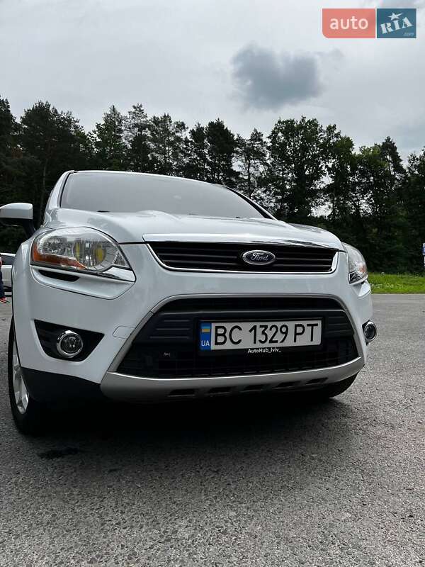 Внедорожник / Кроссовер Ford Kuga 2011 в Великих Мостах