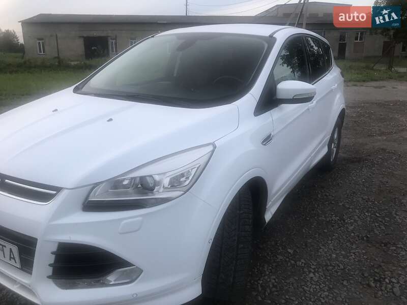 Внедорожник / Кроссовер Ford Kuga 2015 в Яворове