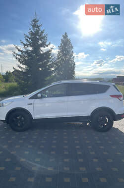 Внедорожник / Кроссовер Ford Kuga 2014 в 