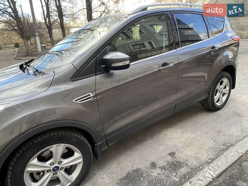 Позашляховик / Кросовер Ford Kuga 2013 в Дрогобичі