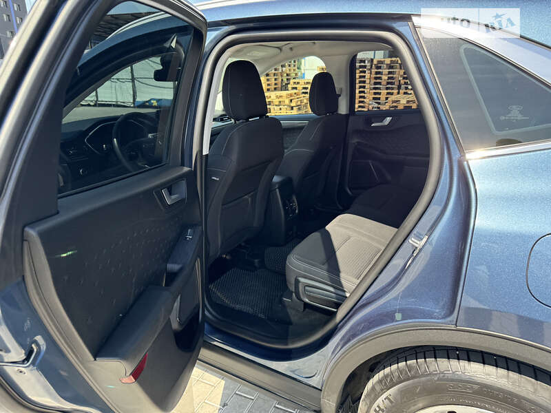 Внедорожник / Кроссовер Ford Kuga 2020 в Тернополе фото 8 Внедорожник / Кроссовер Ford Kuga 2020 в Тернополе