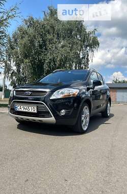 Позашляховик / Кросовер Ford Kuga 2010 в Чорнобаї