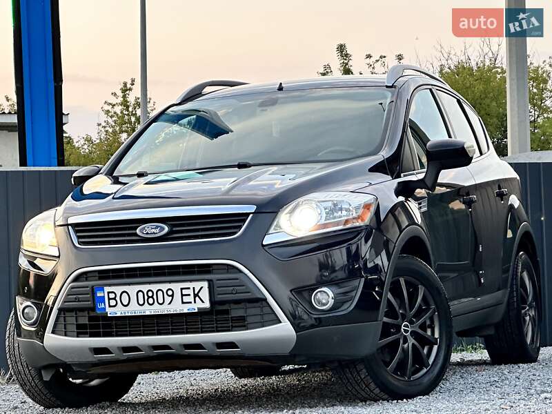 Внедорожник / Кроссовер Ford Kuga 2010 в Тернополе