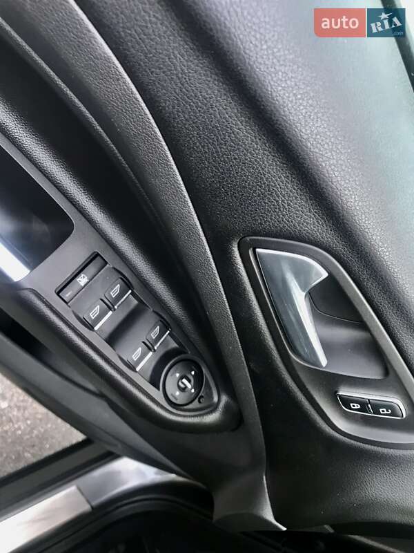 Внедорожник / Кроссовер Ford Kuga 2013 в Желтых Водах