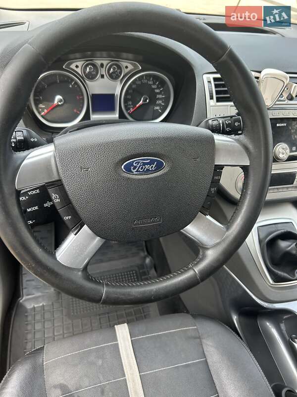 Позашляховик / Кросовер Ford Kuga 2009 в Кривому Розі
