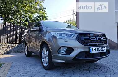 Внедорожник / Кроссовер Ford Kuga 2019 в Виннице