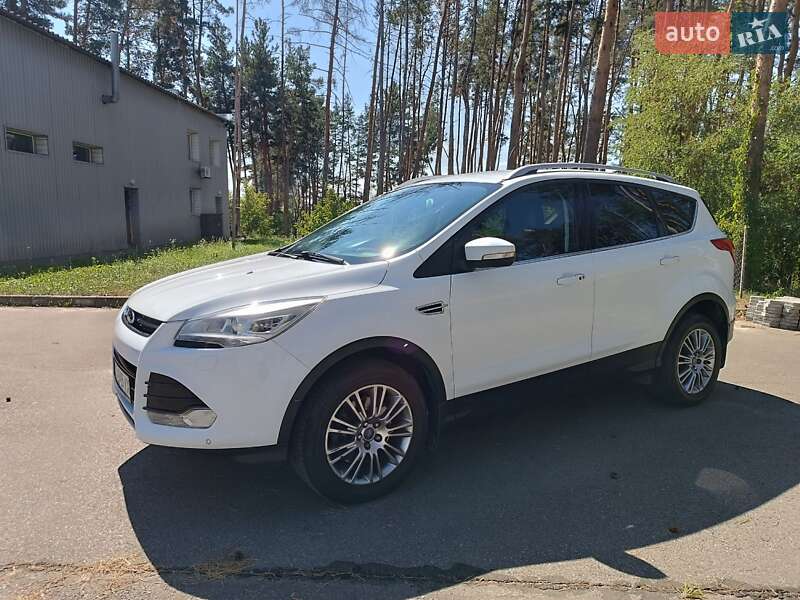 Внедорожник / Кроссовер Ford Kuga 2013 в Харькове