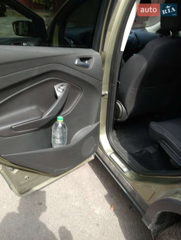 Внедорожник / Кроссовер Ford Kuga 2013 в Львове
