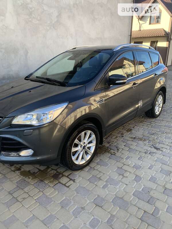 Позашляховик / Кросовер Ford Kuga 2015 в Тернополі