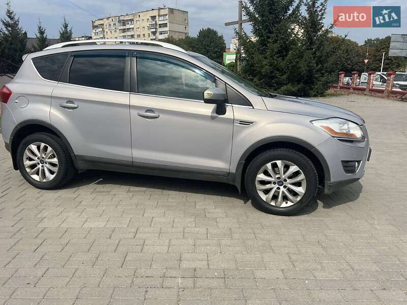 Внедорожник / Кроссовер Ford Kuga 2011 в Хмельницком фото 4 Внедорожник / Кроссовер Ford Kuga 2011 в Хмельницком
