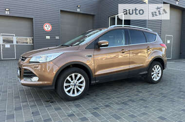 Внедорожник / Кроссовер Ford Kuga 2014 в Киеве