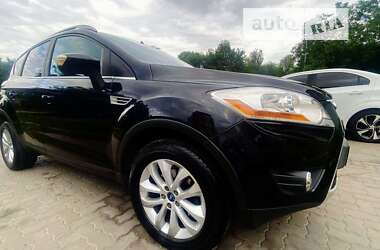 Позашляховик / Кросовер Ford Kuga 2010 в Полтаві