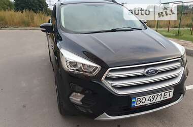 Позашляховик / Кросовер Ford Kuga 2019 в Тернополі