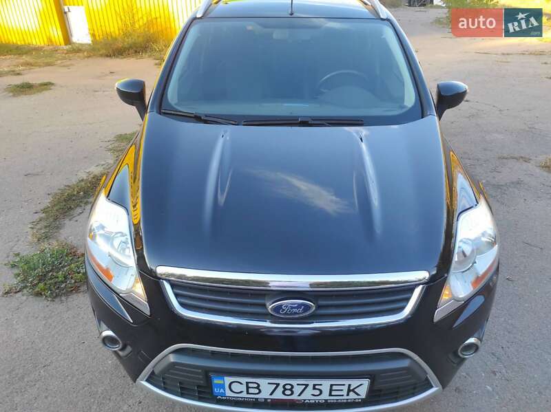 Внедорожник / Кроссовер Ford Kuga 2010 в Сребном