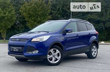 Позашляховик / Кросовер Ford Kuga 2016 в Львові