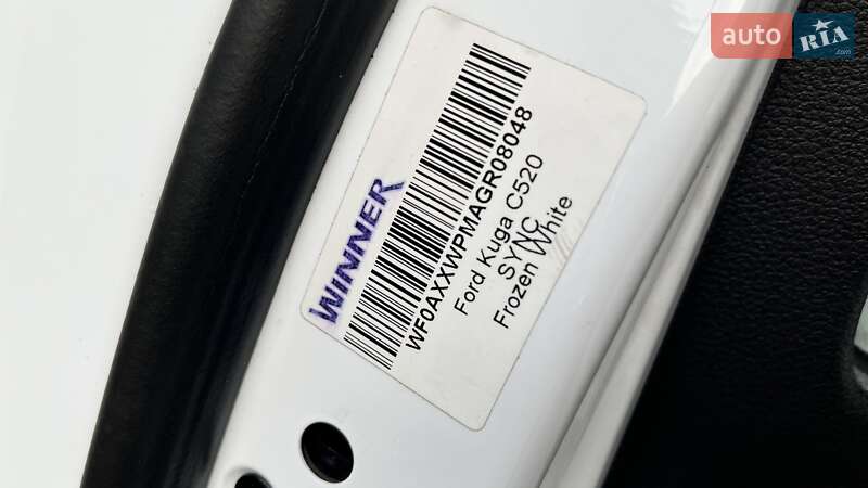 Внедорожник / Кроссовер Ford Kuga 2016 в Киеве