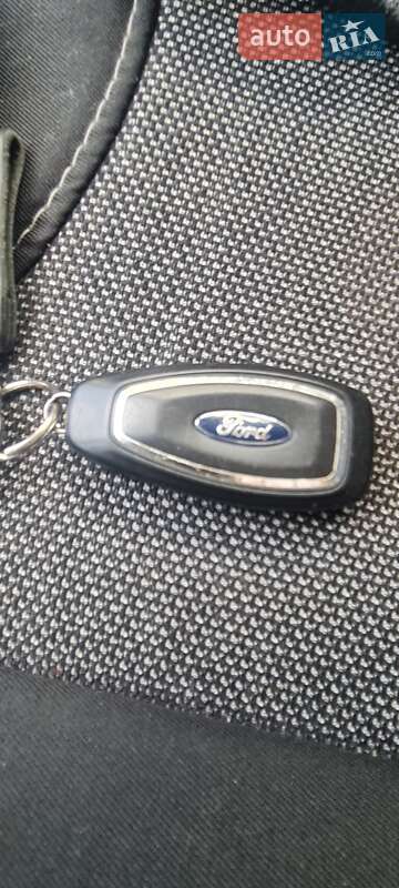Позашляховик / Кросовер Ford Kuga 2019 в Івано-Франківську