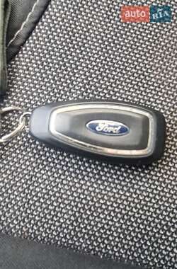 Внедорожник / Кроссовер Ford Kuga 2019 в 