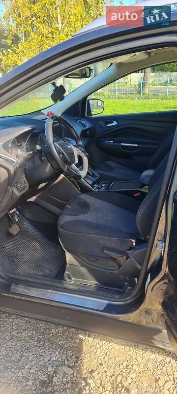 Позашляховик / Кросовер Ford Kuga 2019 в Івано-Франківську