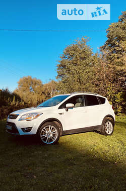 Позашляховик / Кросовер Ford Kuga 2012 в Рівному